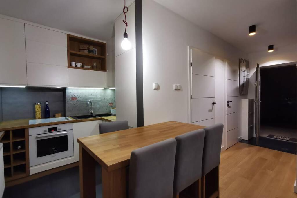 Przytulne Nowoczesne Studio Z Tarasem Nad Dunajcem Nowy Targ Esterno foto